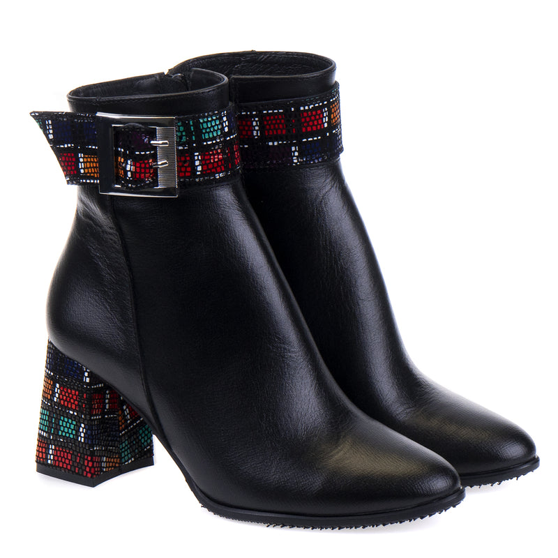 ELEGANT WOMEN'S BOOTS NAYOMI
