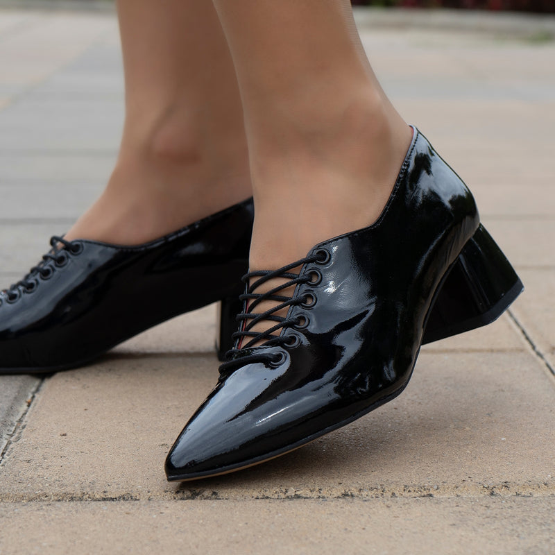 DESIGNER SHOES SCARLETT