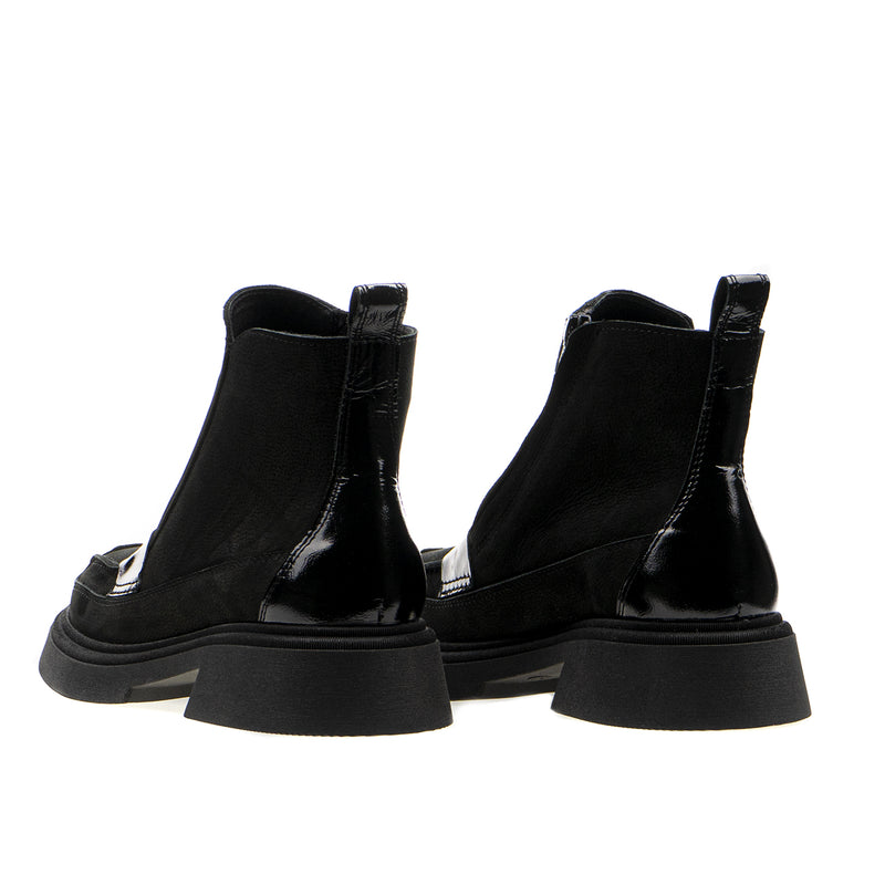 ДАМСКИ БОТИ INDIGO