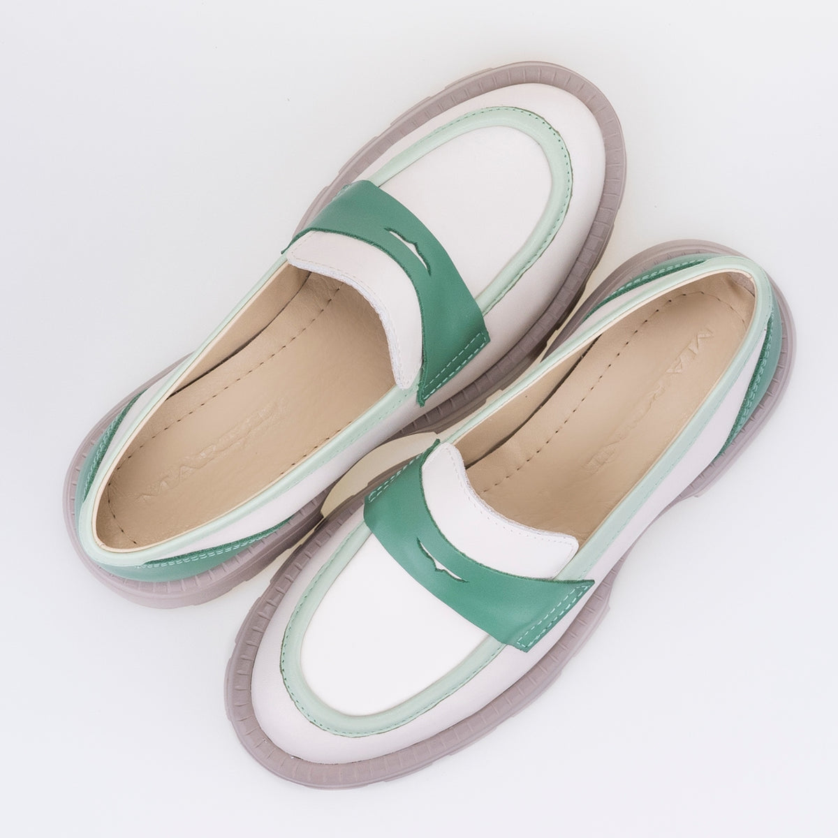 WOMEN'S SHOES BROOKLYN