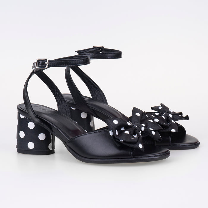 ΣΧΕΔΙΑΣΤΙΚΑ ΣΑΝΔΑΛΙΑ MINNIE