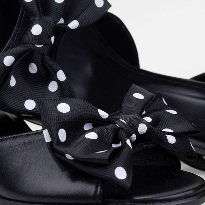 ΣΧΕΔΙΑΣΤΙΚΑ ΣΑΝΔΑΛΙΑ MINNIE